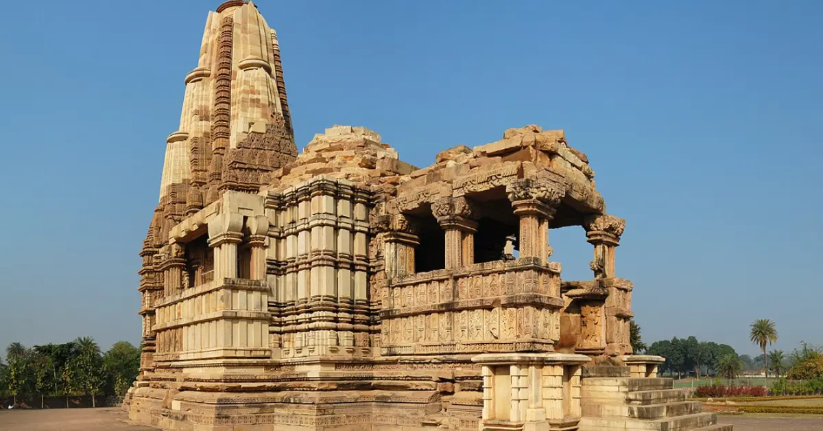 Tesori del Nord India: Storia e Spiritualità