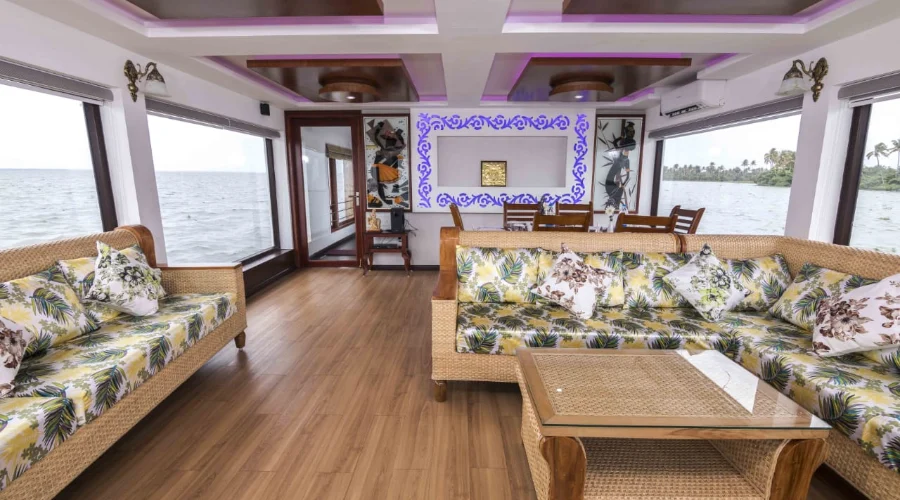 Crociera su Houseboat di Lusso con Tre Camere da Letto 3
