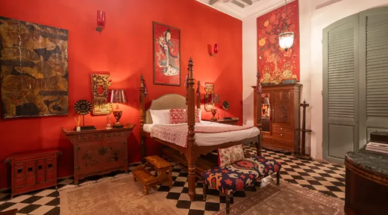 Indo-Chine Bedroom 2