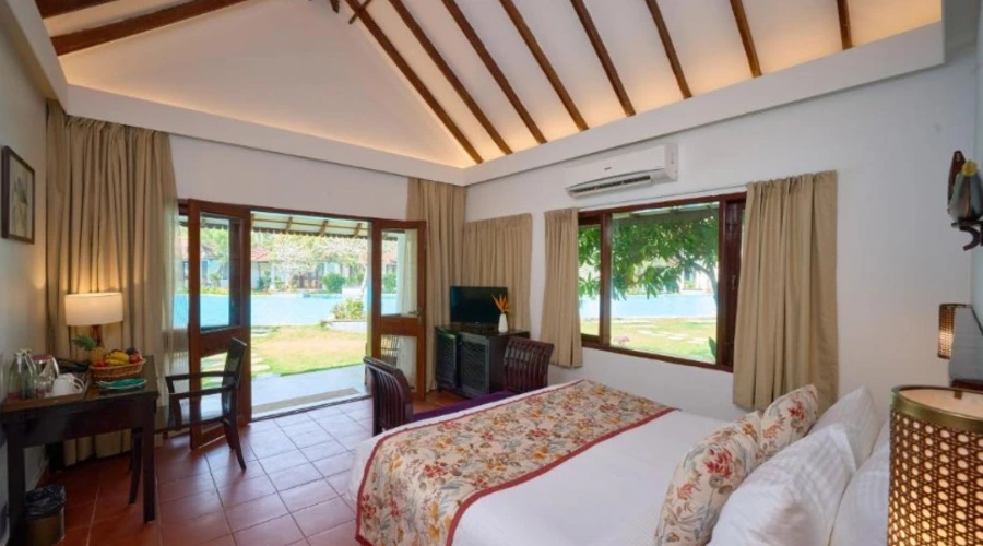 Pool side premium cottage (4)