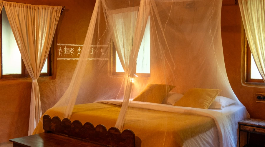 Adobe Cottage (2)