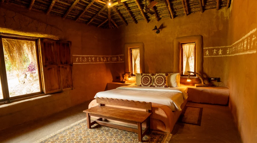 Cob House (2)