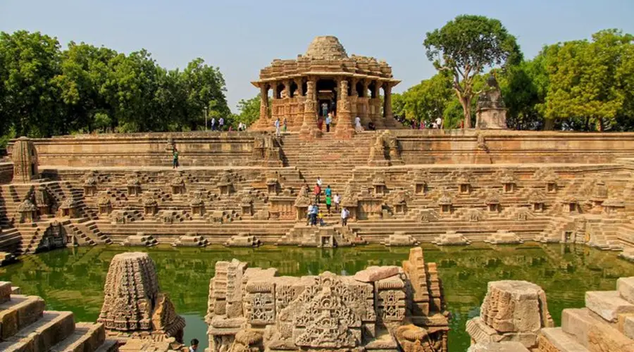 Gujarat: Patrimonio, Fauna Selvatica E Tradizioni Senza Tempo Gujarat: Patrimonio, Fauna Selvatica E Tradizioni Senza Tempo