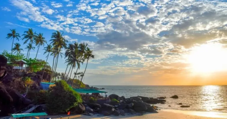 Family Getaway Delhi, Taj Mahal & Beach Escape