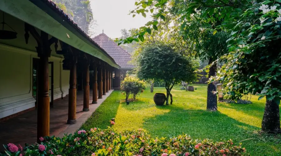 Indian Summer House 1