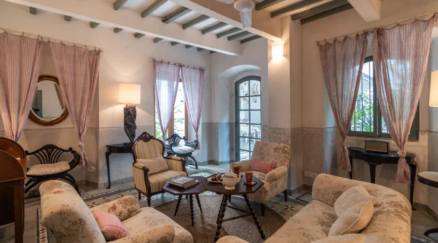 Indoor-Lounge