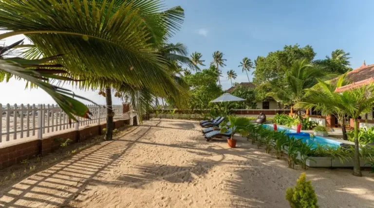 Palm-villa-Marari-1