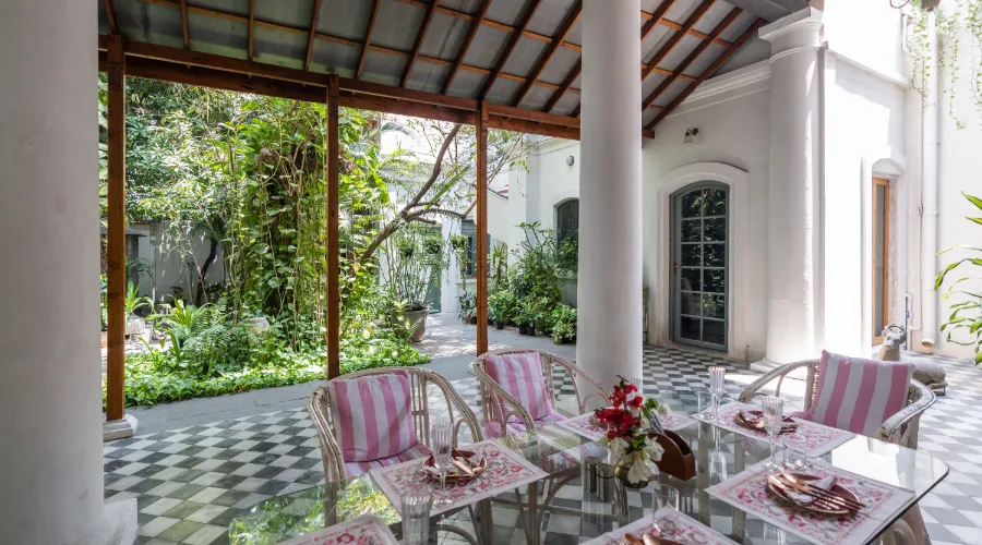 Verandah-Seating