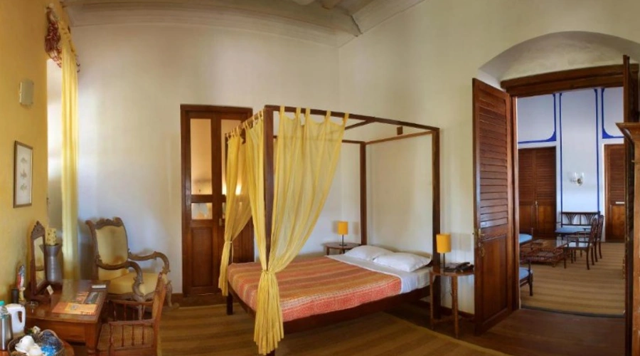 Bungalow-on-the-beach-tharangambadi-5-