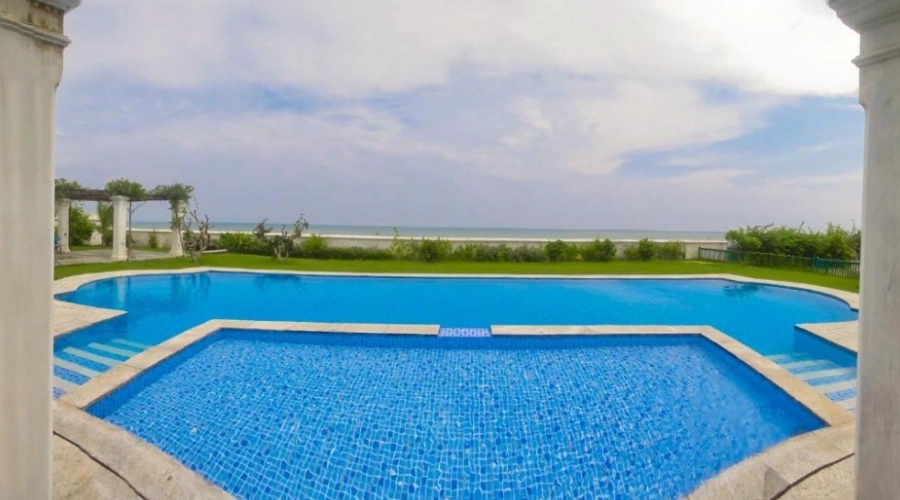 Bungalow-on-the-beach-tharangambadi-6-