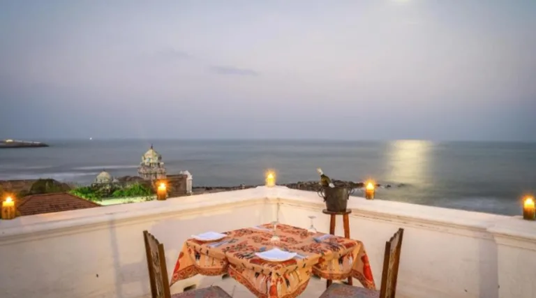 Bungalow-on-the-beach-tharangambadi-8-