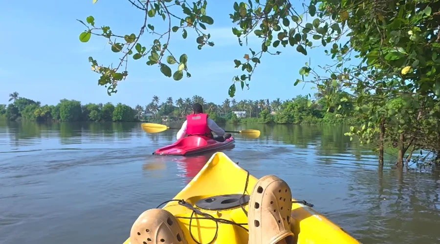 Full Day in Kadamakkudy Island Day | Kayak, Boat Ride & Local Cuisine
