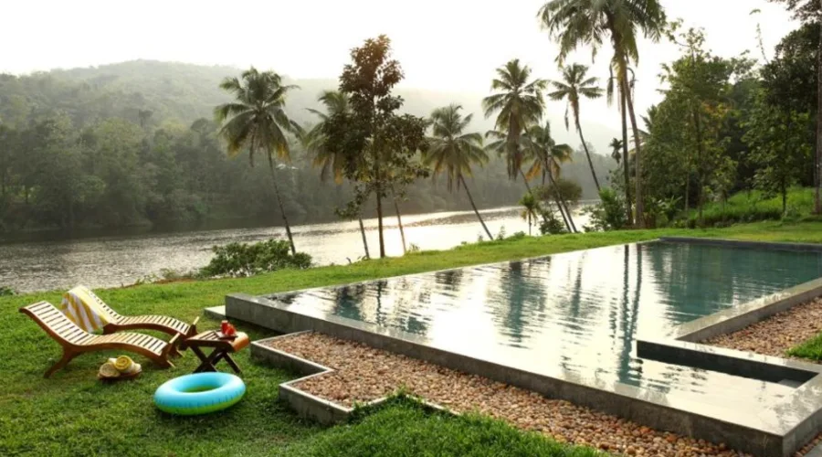Windermere River House 14