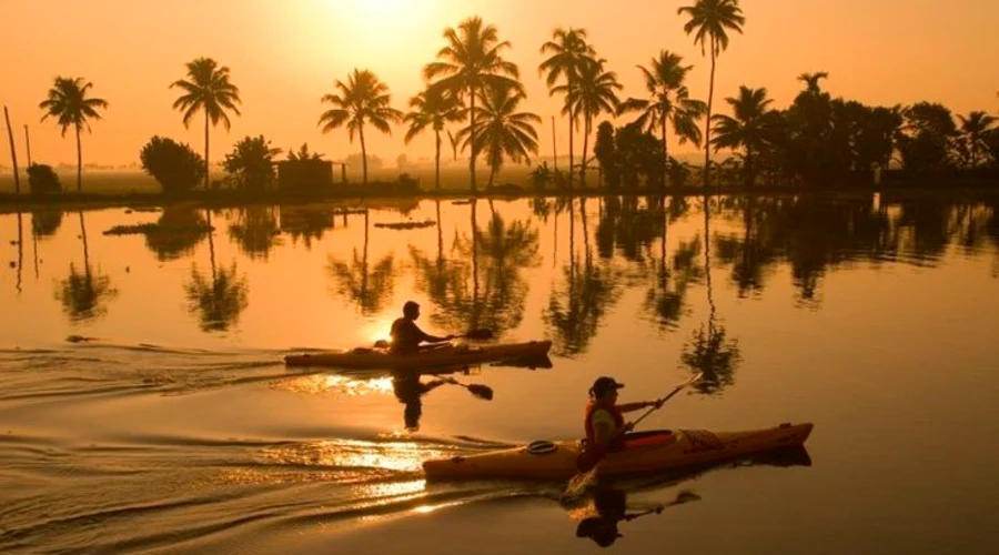 Alappuzha Kayaking