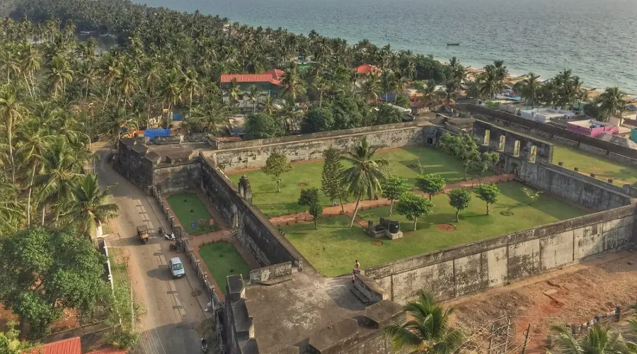 Anchuthengu and Anjengo Fort