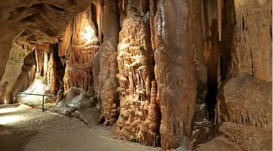 Andaman Baratang Island Tour – Limestone Caves and Mud Volcano Exploration